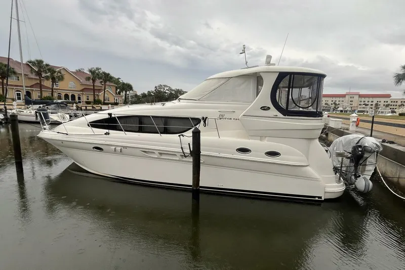 Slide: The Image of Sea Ray 390 Motor Yacht 2004 - 5130671