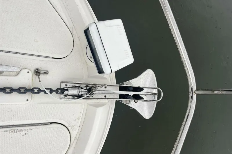 Slide: The Image of Sea Ray 390 Motor Yacht 2004 - 5130680