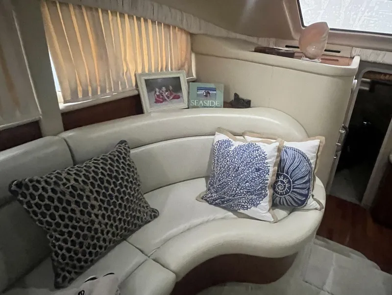 Slide: The Image of Sea Ray 390 Motor Yacht 2004 - 5130692