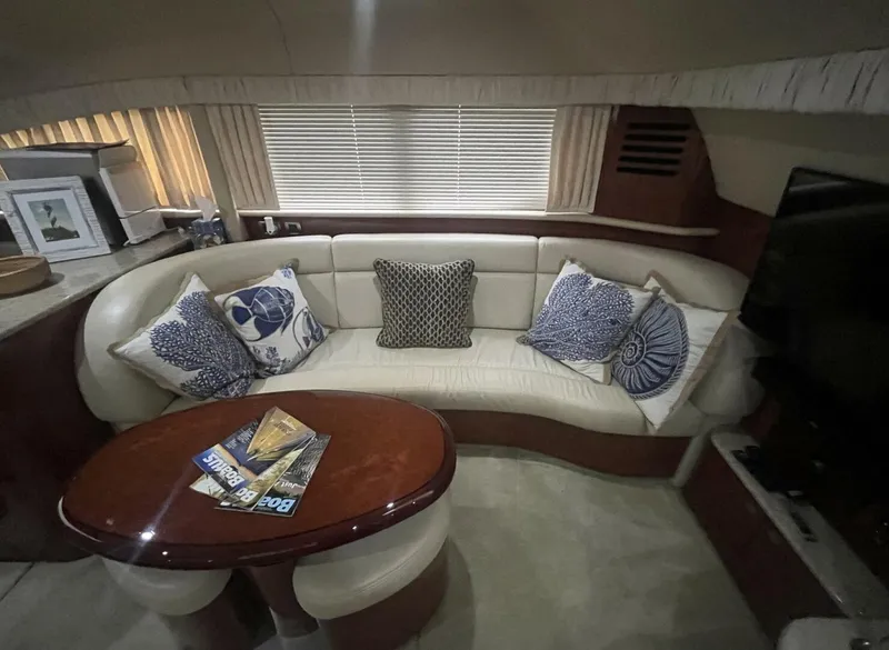 Slide: The Image of Sea Ray 390 Motor Yacht 2004 - 5130694