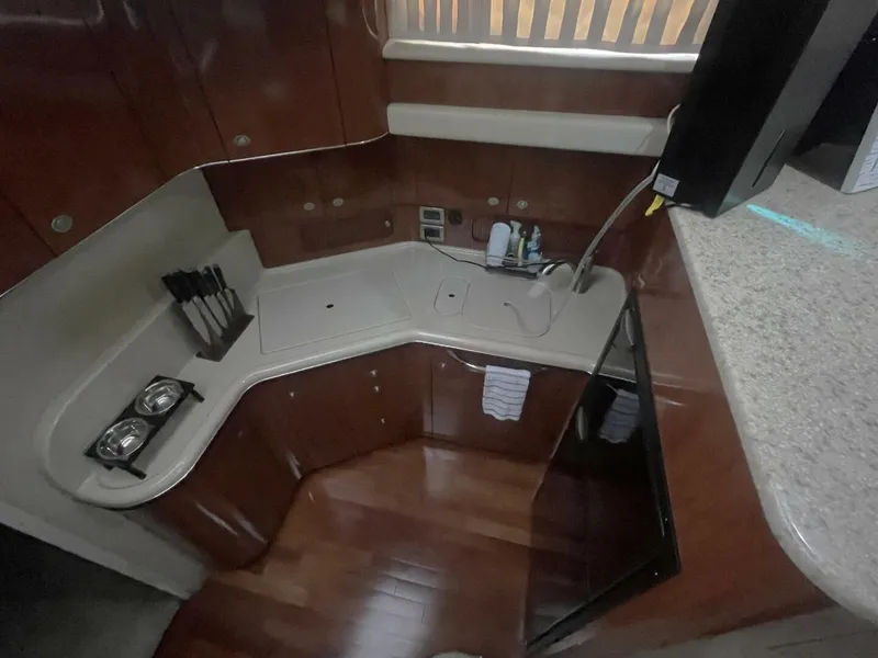 Slide: The Image of Sea Ray 390 Motor Yacht 2004 - 5130697