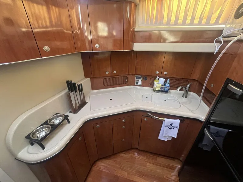 Slide: The Image of Sea Ray 390 Motor Yacht 2004 - 5130698