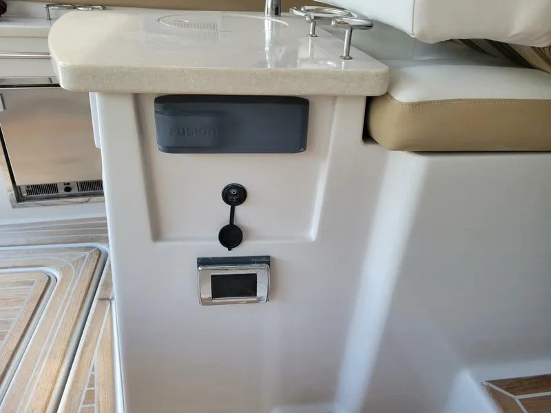 Slide: The Image of Four Winns V435 2012 - 5577971