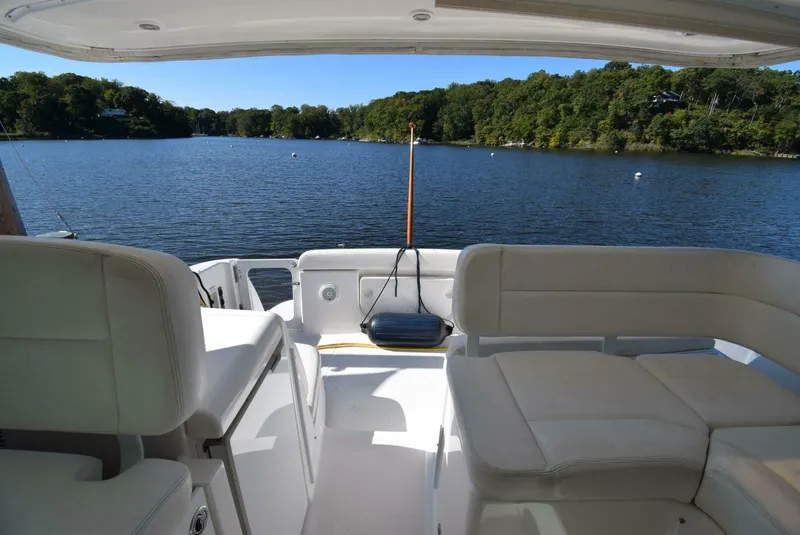 Slide: The Image of Tiara Sovran 3600 2004 - 5131391