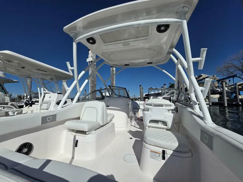 Slide: The Image of Sea Fox 228 Traveler 2025 - 5751201