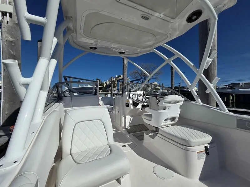 Slide: The Image of Sea Fox 228 Traveler 2025 - 5751202