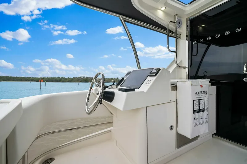 Slide: The Image of Riviera 64 Sports Motor Yacht 2023 - 5132737