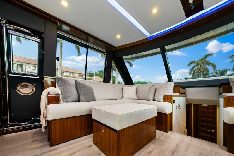 Slide: The Image of Riviera 64 Sports Motor Yacht 2023 - 5132697