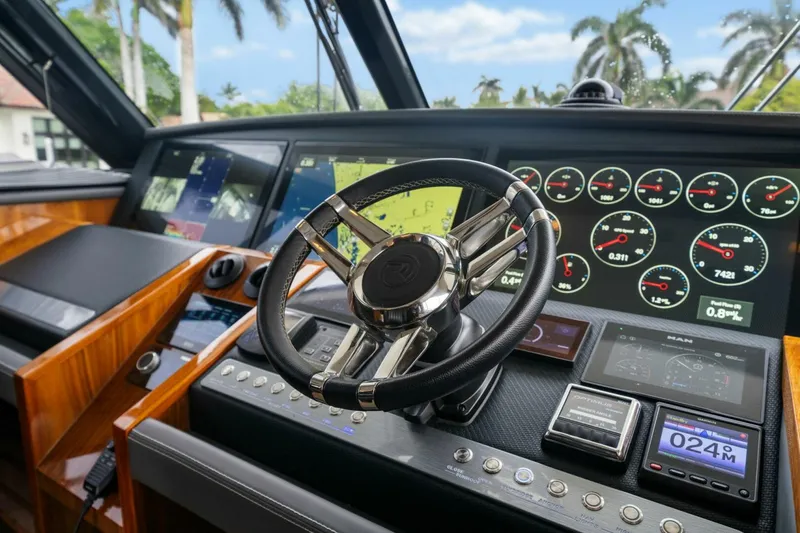 Slide: The Image of Riviera 64 Sports Motor Yacht 2023 - 5132717