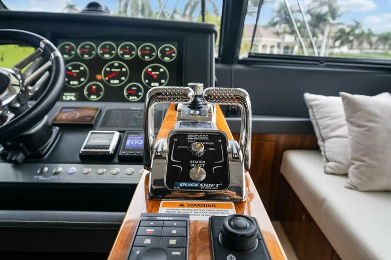 Slide: The Image of Riviera 64 Sports Motor Yacht 2023 - 5132715