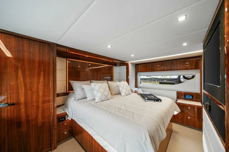 Slide: The Image of Riviera 64 Sports Motor Yacht 2023 - 5132683