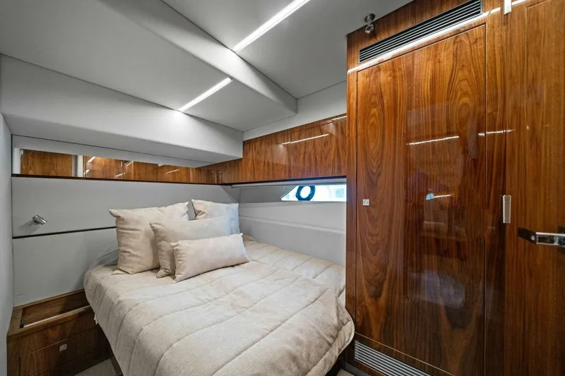 Slide: The Image of Riviera 64 Sports Motor Yacht 2023 - 5132681