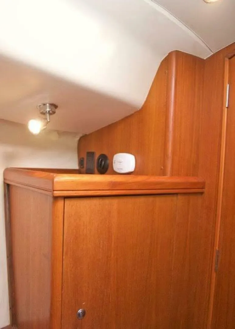 Slide: The Image of Hunter Sloop 2004 - 5133493