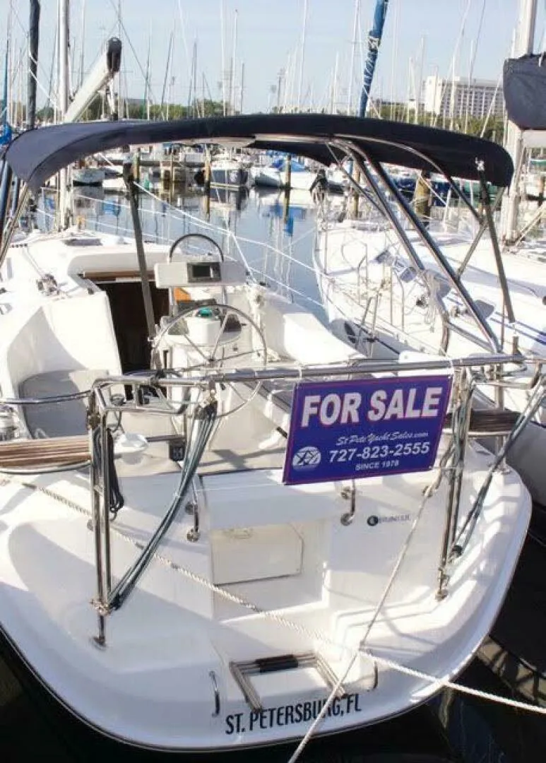 Slide: The Image of Hunter Sloop 2004 - 5133501