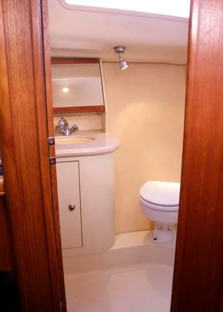 Slide: The Image of Hunter Sloop 2004 - 5133503