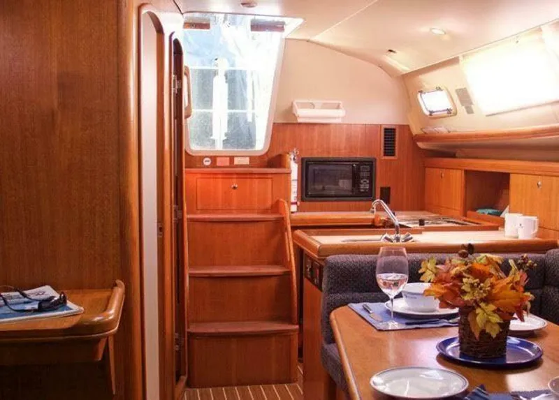 Slide: The Image of Hunter Sloop 2004 - 5133485