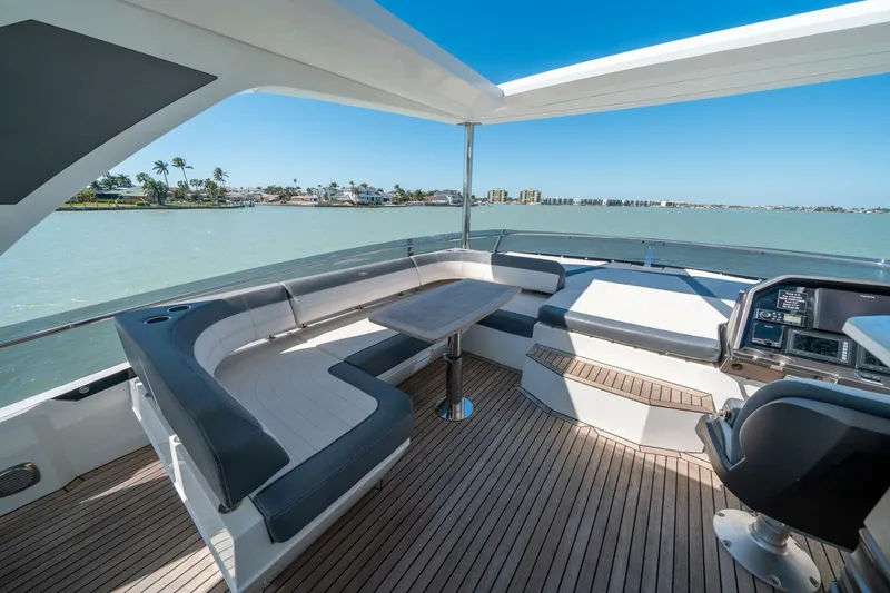 Slide: The Image of Galeon 680 Fly 2020 - 5133648