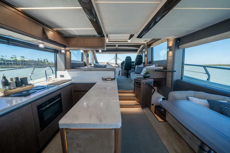 Slide: The Image of Galeon 680 Fly 2020 - 5133658