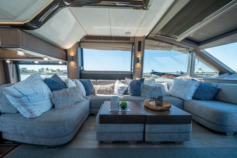 Slide: The Image of Galeon 680 Fly 2020 - 5133669