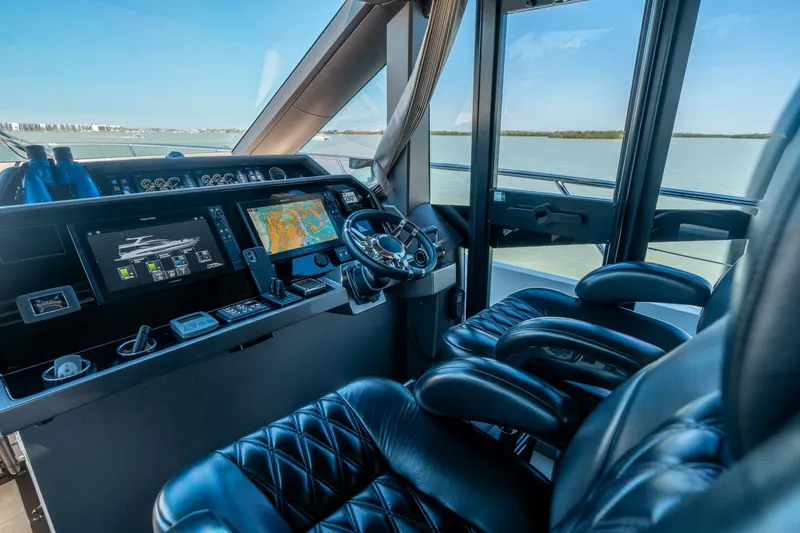 Slide: The Image of Galeon 680 Fly 2020 - 5133672