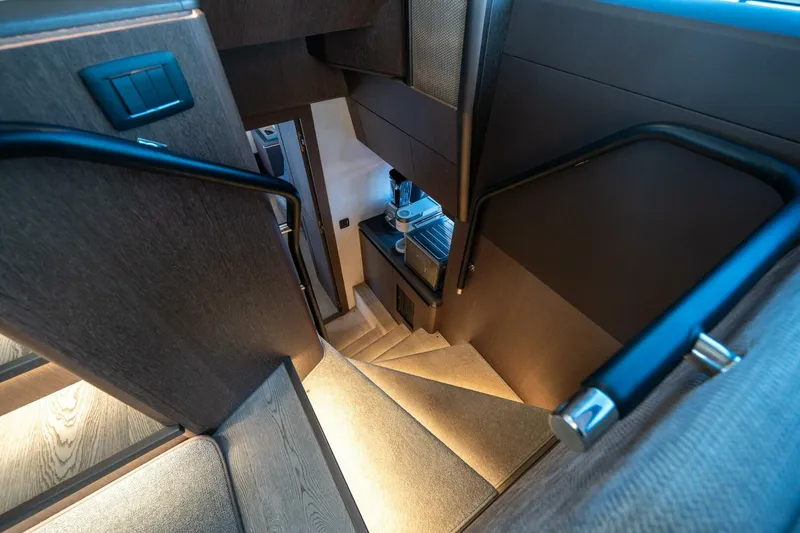 Slide: The Image of Galeon 680 Fly 2020 - 5133673