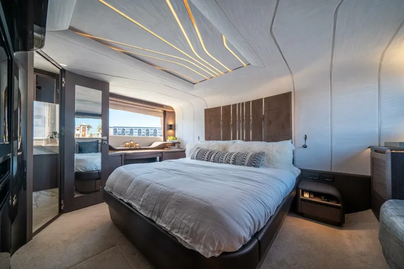 Slide: The Image of Galeon 680 Fly 2020 - 5133675