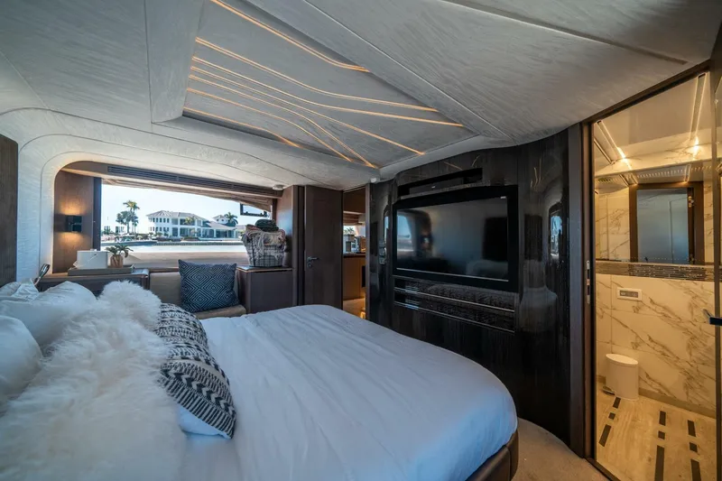 Slide: The Image of Galeon 680 Fly 2020 - 5133676