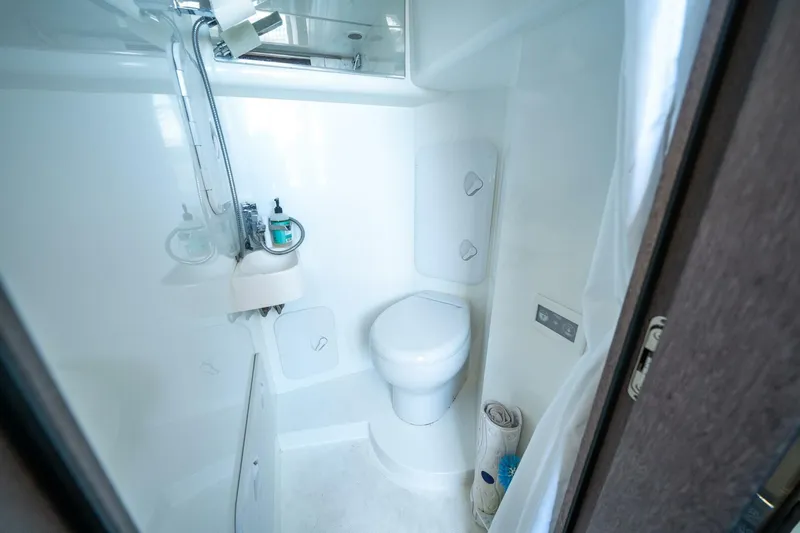 Slide: The Image of Galeon 680 Fly 2020 - 5133693