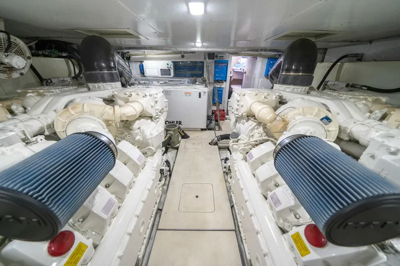 Slide: The Image of Galeon 680 Fly 2020 - 5133695