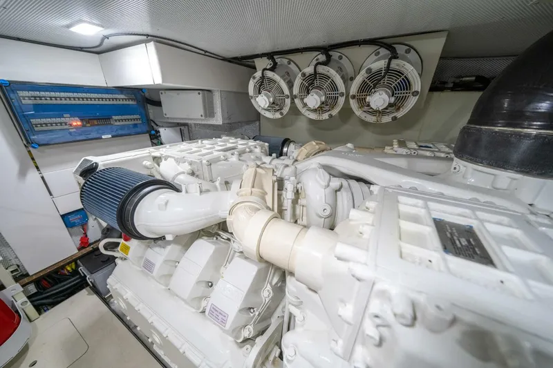 Slide: The Image of Galeon 680 Fly 2020 - 5133697