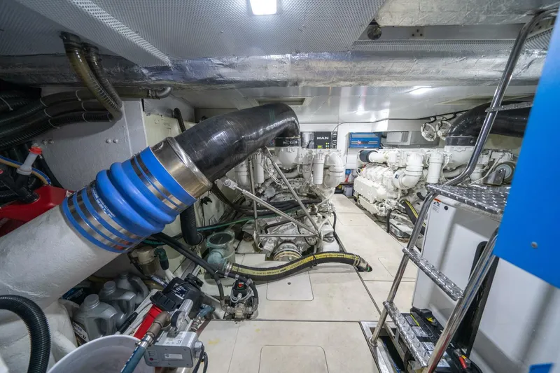 Slide: The Image of Galeon 680 Fly 2020 - 5133700