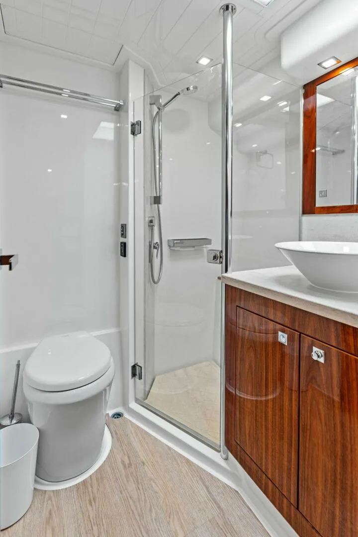 Slide: The Image of Riviera 4800 Sport Yacht 2018 - 5181659