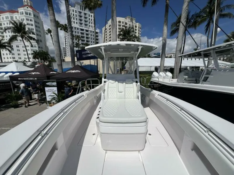 Slide: The Image of 2024 Invincible 33 Open Fisherman Lounger - 5134988