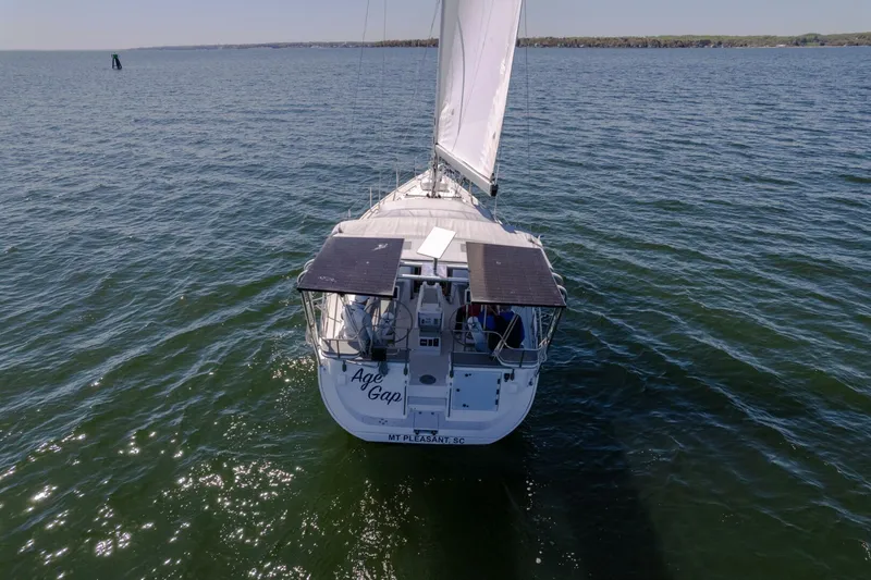 Slide: The Image of 2023 Catalina 425 - 5230284