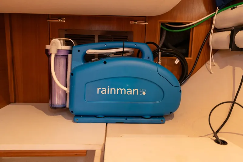 Slide: The Image of 2023 Catalina 425 - 5230300