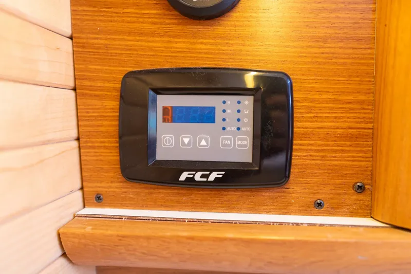 Slide: The Image of 2023 Catalina 425 - 5230321