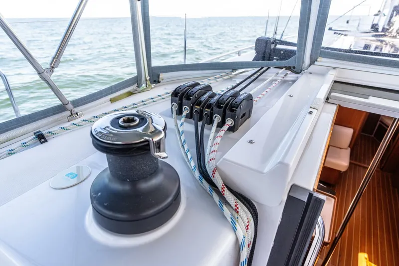 Slide: The Image of 2023 Catalina 425 - 5230349