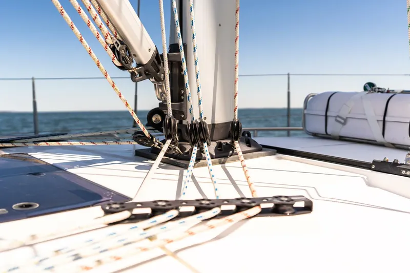 Slide: The Image of 2023 Catalina 425 - 5230353