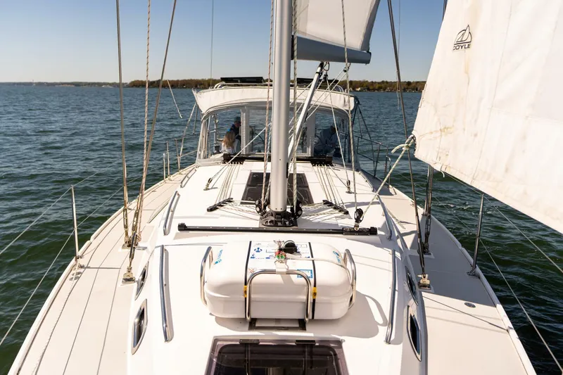 Slide: The Image of 2023 Catalina 425 - 5230354