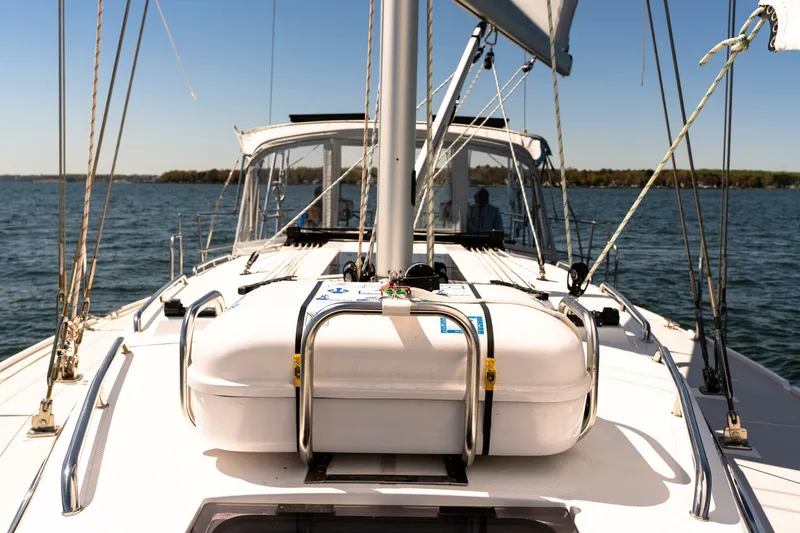 Slide: The Image of 2023 Catalina 425 - 5230355