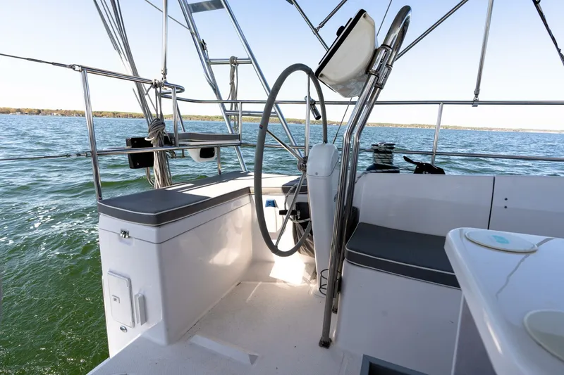 Slide: The Image of 2023 Catalina 425 - 5230361