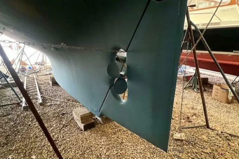 Slide: The Image of Mason 43 Cutter 1984 - 5144606