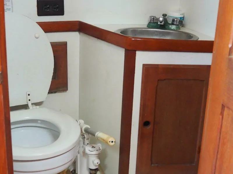 Slide: The Image of Bristol 31 1984 - 5146559