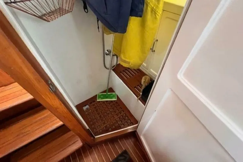 Slide: The Image of Island Gypsy Euro Sedan Trawler 2001 - 5146429