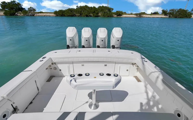 Slide: The Image of Regulator Marine 41 Center Console 2018 - 5136717