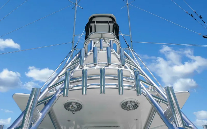 Slide: The Image of Regulator Marine 41 Center Console 2018 - 5136739