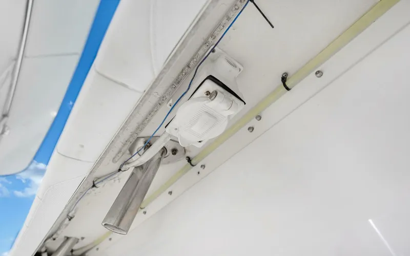 Slide: The Image of Regulator Marine 41 Center Console 2018 - 5136740