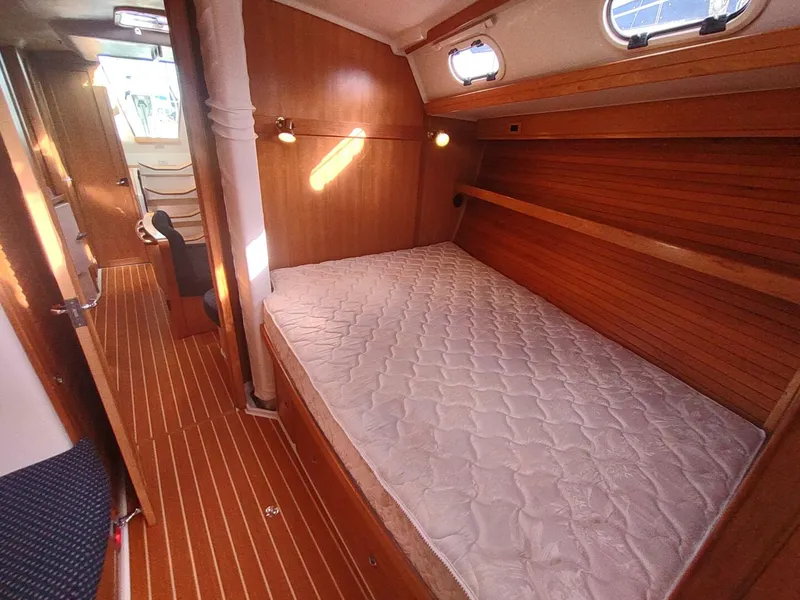 Slide: The Image of Catalina 42 MKII 2005 - 5137690