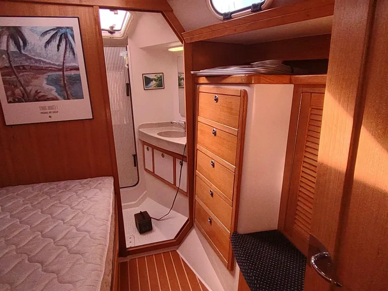 Slide: The Image of Catalina 42 MKII 2005 - 5137693