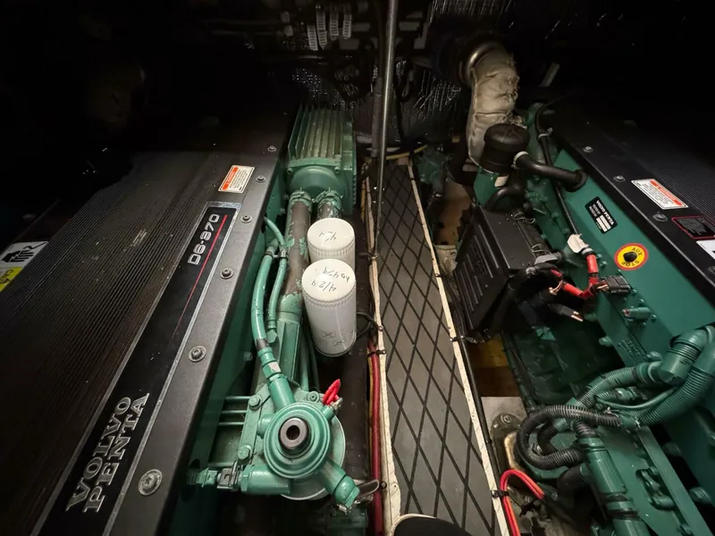 Slide: The Image of Cruisers 395 Motoryacht 2007 - 5136975